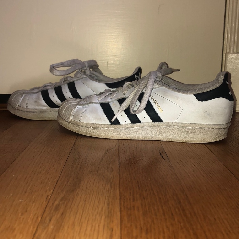 Adidas Superstar Sneakers